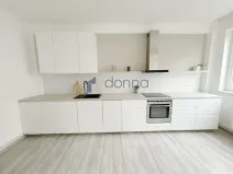 Pronájem bytu 2+kk, Praha, Neveklovská, 45 m2