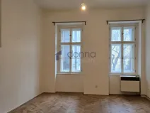 Pronájem bytu 1+kk, Praha, Spálená, 30 m2