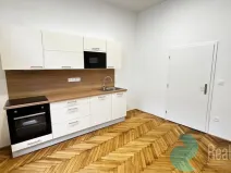 Pronájem bytu 3+kk, České Budějovice, tř. 28. října, 76 m2