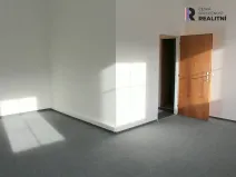 Pronájem kanceláře, Karlovy Vary, T. G. Masaryka, 42 m2