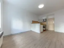 Prodej bytu 1+1, Praha, Hartigova, 34 m2