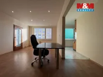 Pronájem bytu 3+1, Jindřichův Hradec - Jindřichův Hradec III, sídliště Vajgar, 70 m2