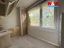 Prodej bytu 3+1, Náchod, Běloveská, 59 m2