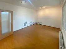 Pronájem bytu 2+1, Praha, Nademlejnská, 35 m2