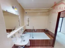 Prodej bytu 3+1, Ostrava, Gen. Janouška, 70 m2