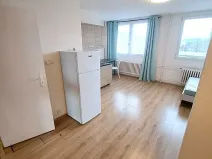 Pronájem bytu 1+kk, Praha - Vysočany, U vinných sklepů, 28 m2