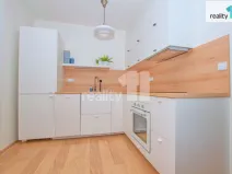 Pronájem bytu 2+kk, Liberec - Liberec III-Jeřáb, Kladenská, 57 m2