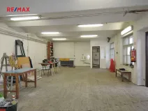 Pronájem výrobních prostor, Hostivice, Školská, 400 m2