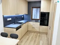 Pronájem bytu 3+1, Plzeň - Severní Předměstí, Lochotínská, 65 m2