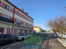 Pronájem bytu 2+1, Roztoky, Tyršovo nám., 65 m2