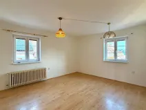 Pronájem bytu 2+1, Cheb, Jakubská, 56 m2