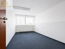 Pronájem obchodního prostoru, Hradec Králové, Vlčkovická, 700 m2