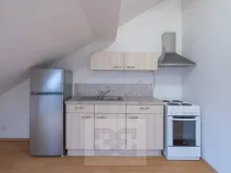 Pronájem bytu 1+kk, Praha - Vršovice, Krymská, 35 m2