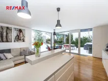 Pronájem vily, Praha - Lysolaje, 150 m2