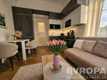 Pronájem bytu 2+kk, Praha - Vinohrady, U Zvonařky, 38 m2