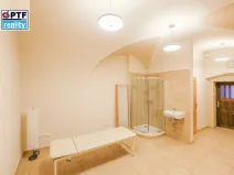 Pronájem obchodního prostoru, Plzeň, Dominikánská, 25 m2