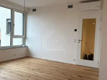 Pronájem bytu 2+kk, Praha - Radlice, U Komína, 45 m2