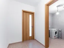 Pronájem bytu 2+kk, Praha - Vysočany, Strnadových, 55 m2