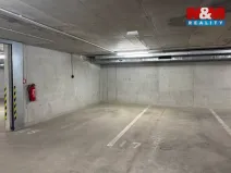 Pronájem garážového stání, Plzeň - Východní Předměstí, Rejskova, 16 m2