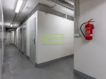 Prodej garážového stání, Praha, náměstí Přátelství, 25 m2