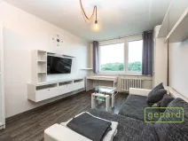 Pronájem bytu 2+kk, Praha, Augustinova, 46 m2