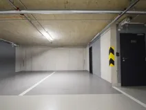 Pronájem garážového stání, Praha - Karlín, Křižíkova, 13 m2