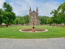 Pronájem garážového stání, Praha - Karlín, Křižíkova, 13 m2