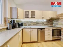 Prodej bytu 3+1, Valy, Pod Lesem, 64 m2