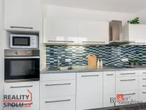 Prodej bytu 3+1, Hradec Králové - Nový Hradec Králové, Mandysova, 77 m2