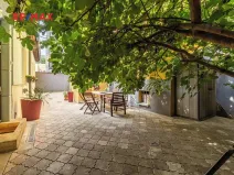 Prodej obchodního prostoru, Praha - Karlín, Pernerova, 60 m2