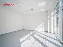 Pronájem ordinace, Milovice, Spojovací, 41 m2