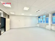 Pronájem kanceláře, Hradec Králové, Pražská třída, 50 m2