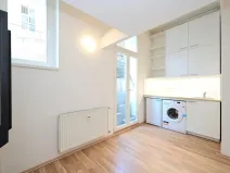 Pronájem bytu 1+kk, Praha - Smíchov, Radlická, 15 m2