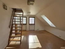 Prodej rodinného domu, Jesenice, Vestecká, 369 m2
