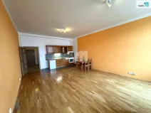 Pronájem bytu 1+kk, Praha - Vysočany, Kolbenova, 43 m2