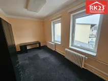 Pronájem kanceláře, Mariánské Lázně, Nádražní náměstí, 16 m2