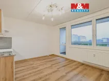 Pronájem bytu 1+kk, Praha - Troja, Svídnická, 28 m2