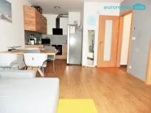Pronájem bytu 2+kk, Praha, Toufarova, 53 m2