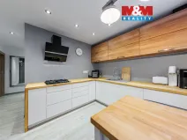 Prodej bytu 3+1, Loket, Mírová, 72 m2