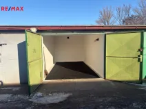 Pronájem garáže, Hradec Králové, Bratří Štefanů, 17 m2