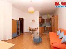 Pronájem bytu 2+kk, Hradec Králové - Kukleny, Pražská třída, 70 m2