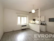 Pronájem bytu 1+kk, Praha - Nusle, U Jedličkova ústavu, 34 m2