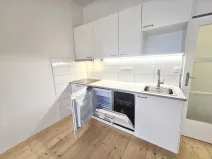 Pronájem bytu 2+kk, Praha - Nusle, Kloboučnická, 51 m2