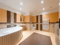 Prodej bytu 3+1, Pardubice, Palackého třída, 71 m2