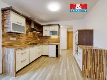 Prodej bytu 4+1, Cheb, Májová, 110 m2