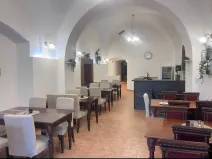 Pronájem restaurace, Hradec Králové, Velké náměstí, 179 m2