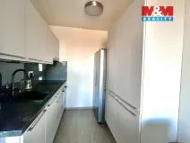 Pronájem bytu 2+kk, Praha - Petrovice, Kurčatovova, 43 m2