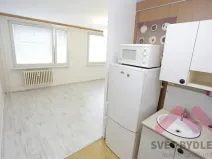 Pronájem bytu 1+kk, Praha - Řepy, Bazovského, 35 m2
