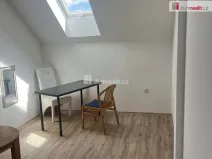 Pronájem atypického bytu, Praha, Zenklova, 17 m2