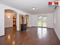 Pronájem rodinného domu, Velké Březno, Tovární, 233 m2